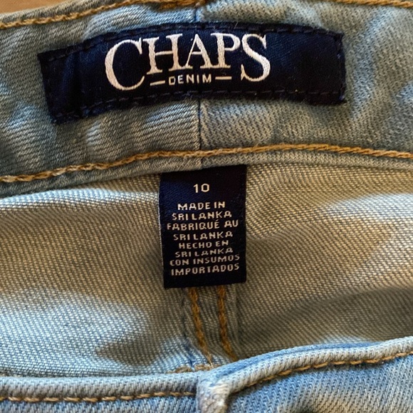 *2 for $15*Chaps light wash jeans 10 - Picture 4 of 5
